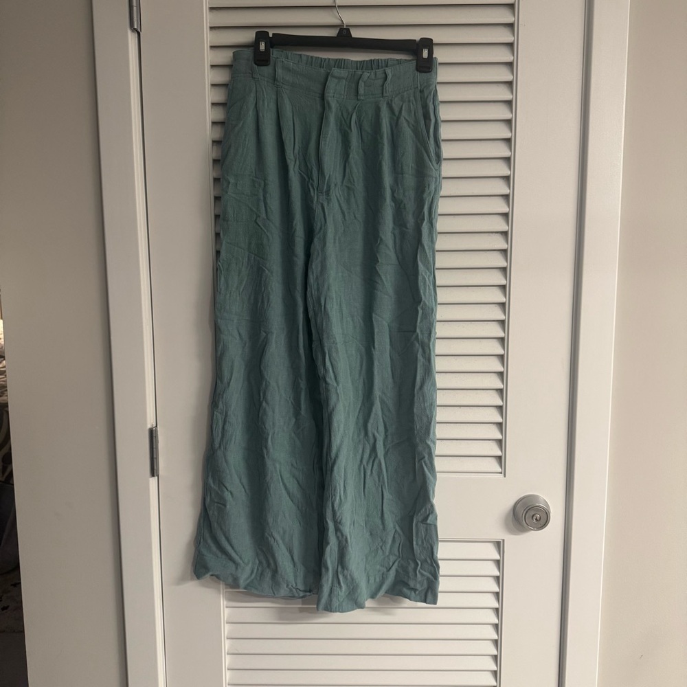 Z Supply Green Cropped Ankle Pants